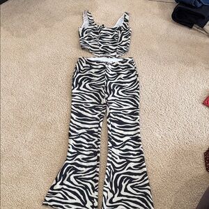 H&M Black and White Zebra Print Flare set